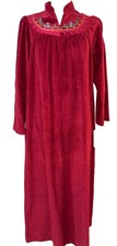 Shadowline Vintage NWT 1982 Womens Long Velour Robe/Nightgown/House Dress size S