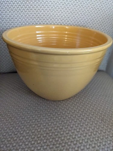 Vintage Yellow Fiesta Ware Fiestaware Mixing Nesting Bowl