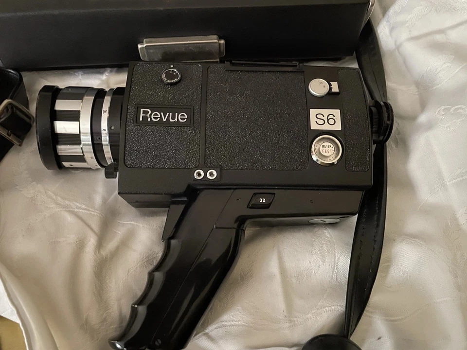 Revue Super-8 Kamera mit Koffer - Bild 2 von 4