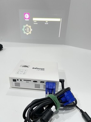Portable Infocus LightPro LED Projector N1146 W/plugs And Carry Sac.  White