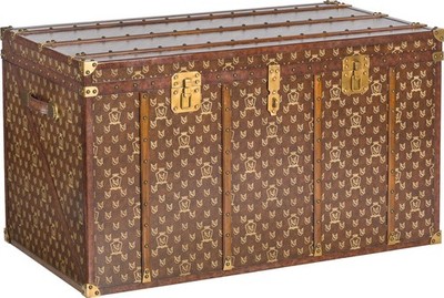 Luxurious Regency Style Trunk with Florentine Finish