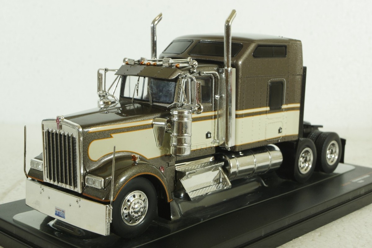 イクソ ixo MODELS 1/43 TRUCK series-H IXO - Preview 1:43 Western Star 5700 EX, 2016 and Kenworth T