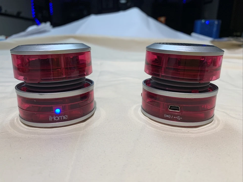 iHome iHM60 Lote de 2 Mini Altavoces Portátiles Recargables Rosa 3.5mm SOLO UNIDADES Foto 3 de 4