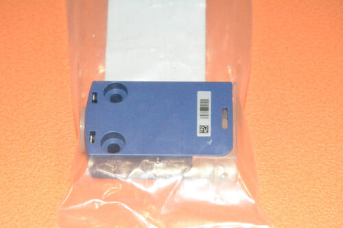 Telemecanique ZCMD21 Limit Switch - Bild 3 von 5