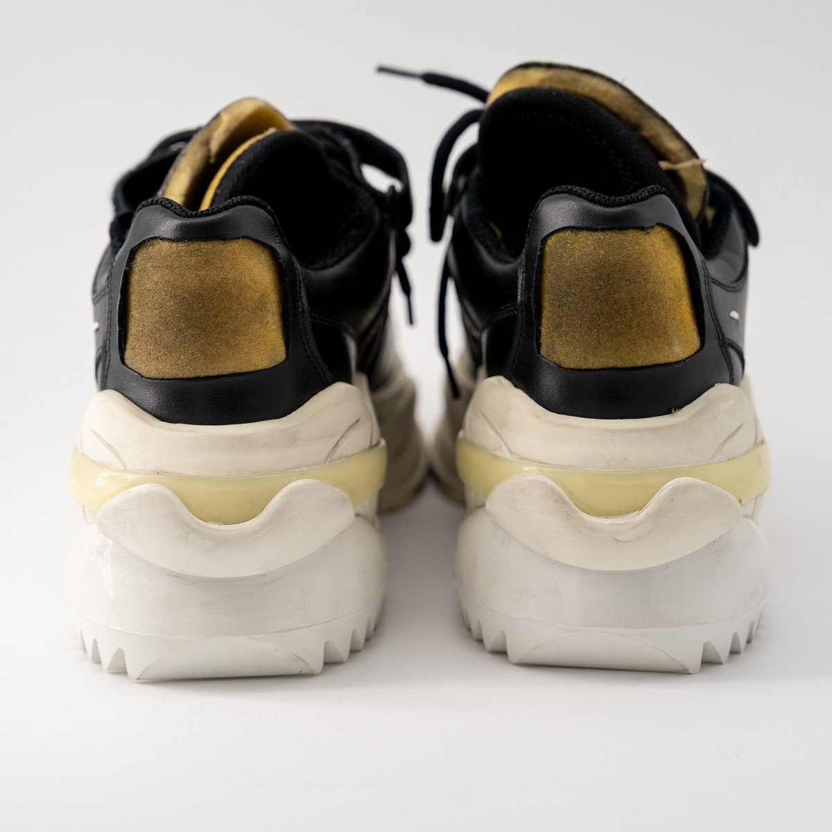 size 40 MM6 Maison Margiela Sneakers Black Retro Fit Black Maison Martin Margiela Black Leather Retro Fit Trainers Size  main image 4