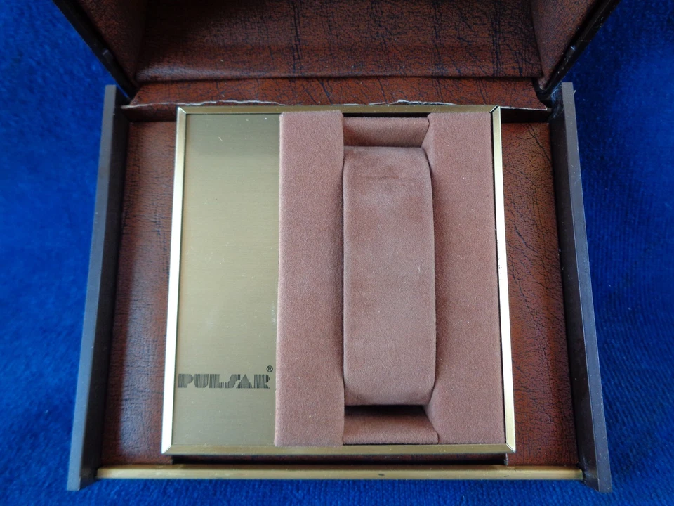 Pulsar P2 2900 LED Time Computer Watch James Bond - image 3 of 4