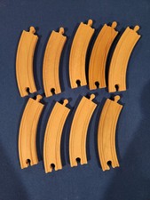 BRIO LOT OF 9 WOODEN 7" CURVE TRACKS PIECES THOMAS AND FRIEND RAILWAY LOOK 