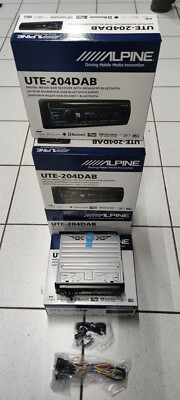 Alpine UTE 204 DAB MEDIA RECEIVER  DAB USB BT inkl ANT Neu von More dB Car Audio