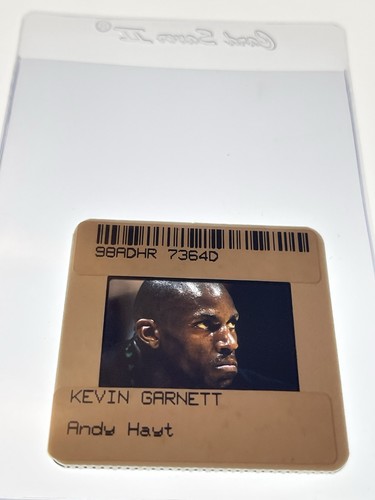 KEVIN GARNETT MINNESOTA TIMBERWOLVES Vintage Photo Original 35mm Color Slide - Picture 4 of 4