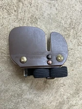 Saunders Pak Finter Tab Durable Slick  Brass  Brown Medium