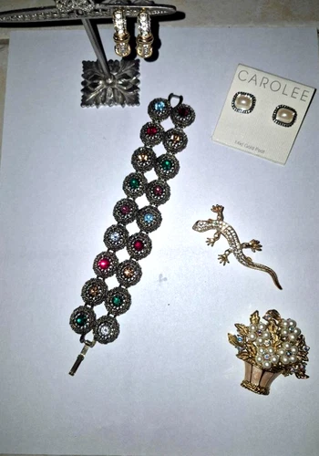 Vintage Signed Costume Jewelry Trifari, Carolee ,Swarovski ,Roman, Judy - Lee