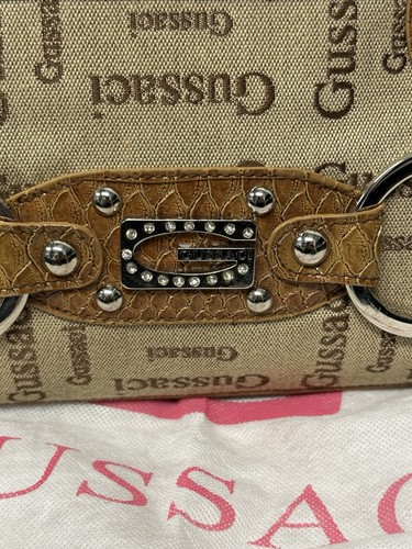 Bolso de Hombro Gussaci Y2K Vintage Monograma Beige y Marrón con Bolsa para el Polvo - Imagen 6 de 10