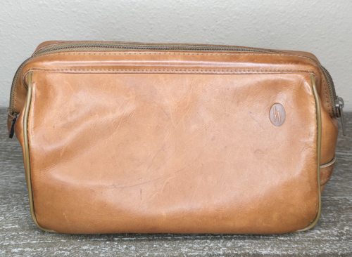 Vintage Hartmann Belting Leather Travel Toiletry Bag Framed Zip Top Side Pocket