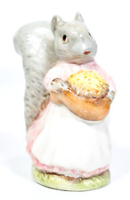 BESWICK ENGLAND Beatrix Potter "Goody Tiptoes" Squirrel Porcelain Figurine