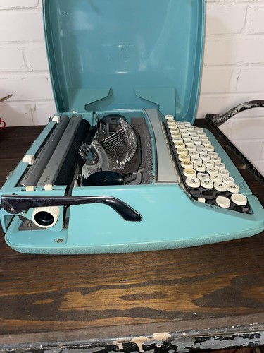 Vintage Smith Corona Corsair Deluxe Turquoise Typewriter Mid Century Tested - Picture 6 of 11