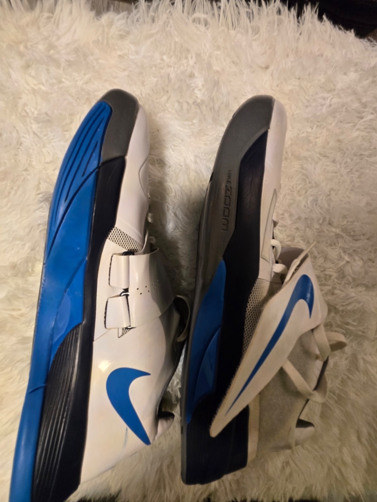 Men, white tennis shoes Nike size 17, good condition thumbnail 18