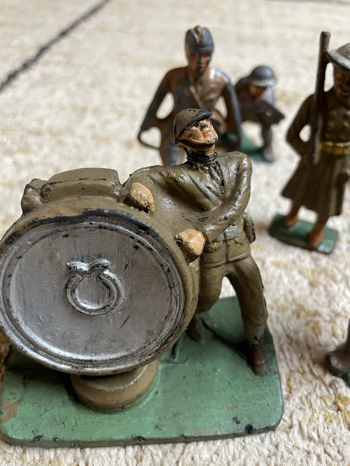 Conjunto de brinquedos vintage soldados década de 1930/40, feitos Barday/Manoil, soldados Dimestore - Imagem 3 de 4