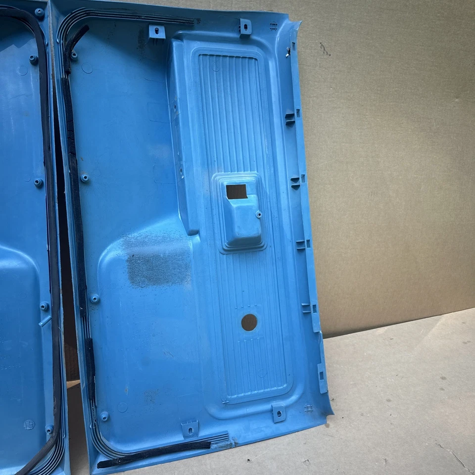 Chevrolet GMC 1973 1980 camioneta C10 K10 Suburban Blazer panel de puerta azul Foto 4 de 4