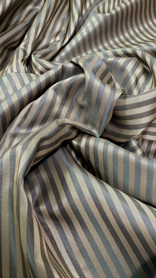 Dorado Negro Rayas Viscosa Cupro Tela Material Traje Chaqueta Corbatas Bolsas Forro Foto 3 de 4