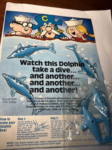 Cap'n Crunch Diving Dolphin Cereal Premium Factory Sealed New With Back Panel - Picture 1 of 3