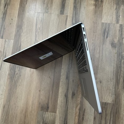 Apple MacBook Pro A1398 Laptop 15