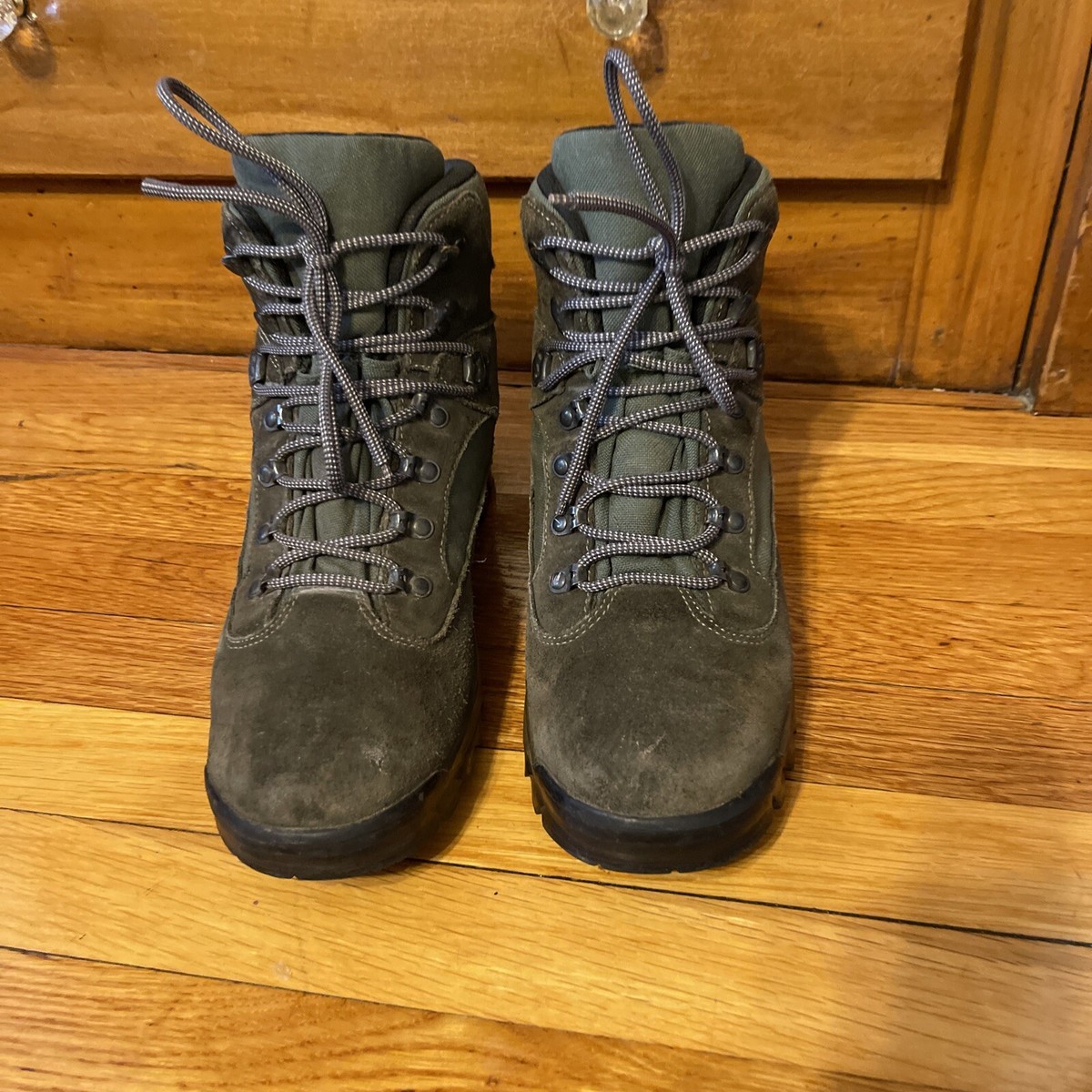 Merrell men display picture 1