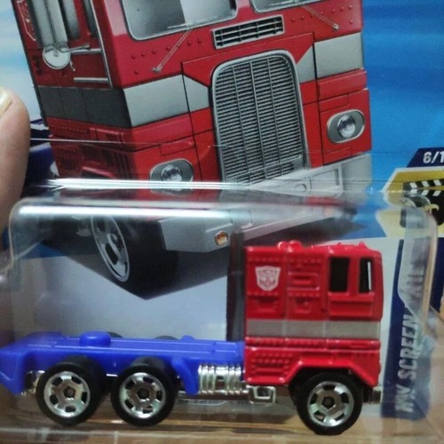 Hot Wheels Optimue Prime 2025 HW TIEMPO DE PANTALLA 6/10 - Imagen 5 de 5