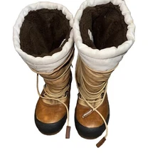 peak performance Snow Boots Size 40 (9.5)