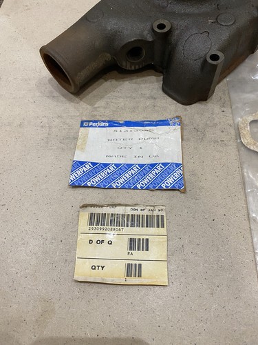 Perkins Water Pump 41313045 NSN 2930-99-208-8067 - Picture 3 of 3
