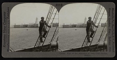 Photo:Fort at the entrance of Vera Cruz Harbor, Mexico, 1925
