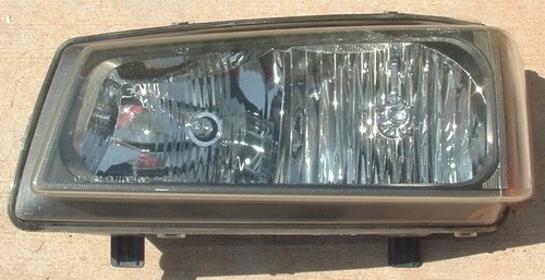 '02-'05 Avalanche Lt Headlight Used OEM (2373) - 第 2/3 張圖片