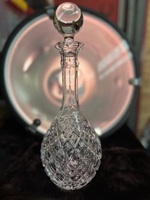Große dekorative Glas-Karaffe - aufwendiger Rauten-/Sternschliff – Kugelst - Bild 1 von 4