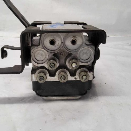 2003-2005 Chevrolet Silverado 2500 Anti Lock Brake Pump Assembly ABS USED