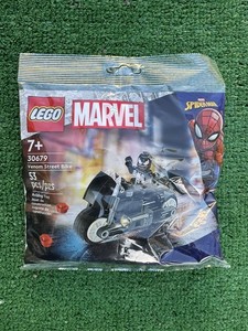 LEGO Super Heroes: Venom Street Bike (30679)