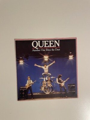 Queen   7'' Single   Another One Bites The Dust - only Single Cover
