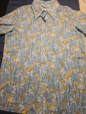 Vintage 70s Sears Perma Prest Floral Shirt Short Sleeve Button Up Womens