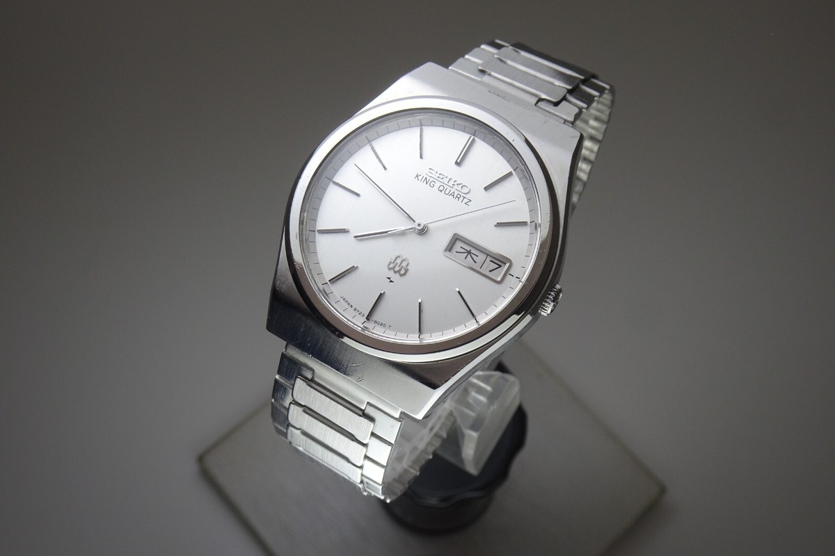 599 SEIKO 時計　キングクォーツ　デイデイト　メンズ　ヴィンテージ　白 599 SEIKO キングクォーツ デイデイト メンズ ホワイト ヴィンテージ