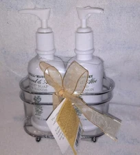 Caswell Massey Almond & Aloe Gift Set 8.2oz Emulsion & 8.2oz Liquid Soap