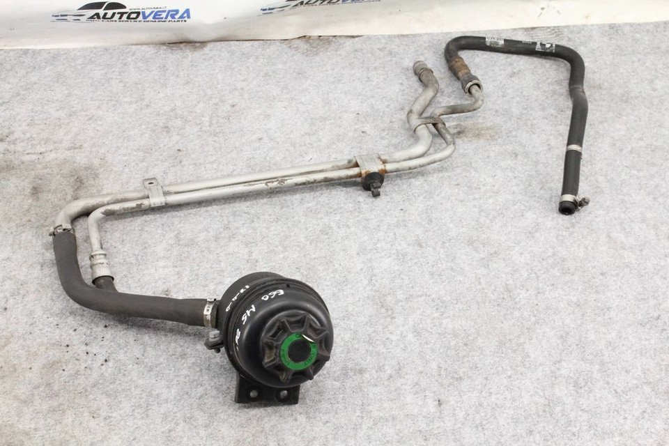 BMW E60 E61 M5 E63 E64 M6 POWER STEERING FLUID TANK WITH PIPES 2282816