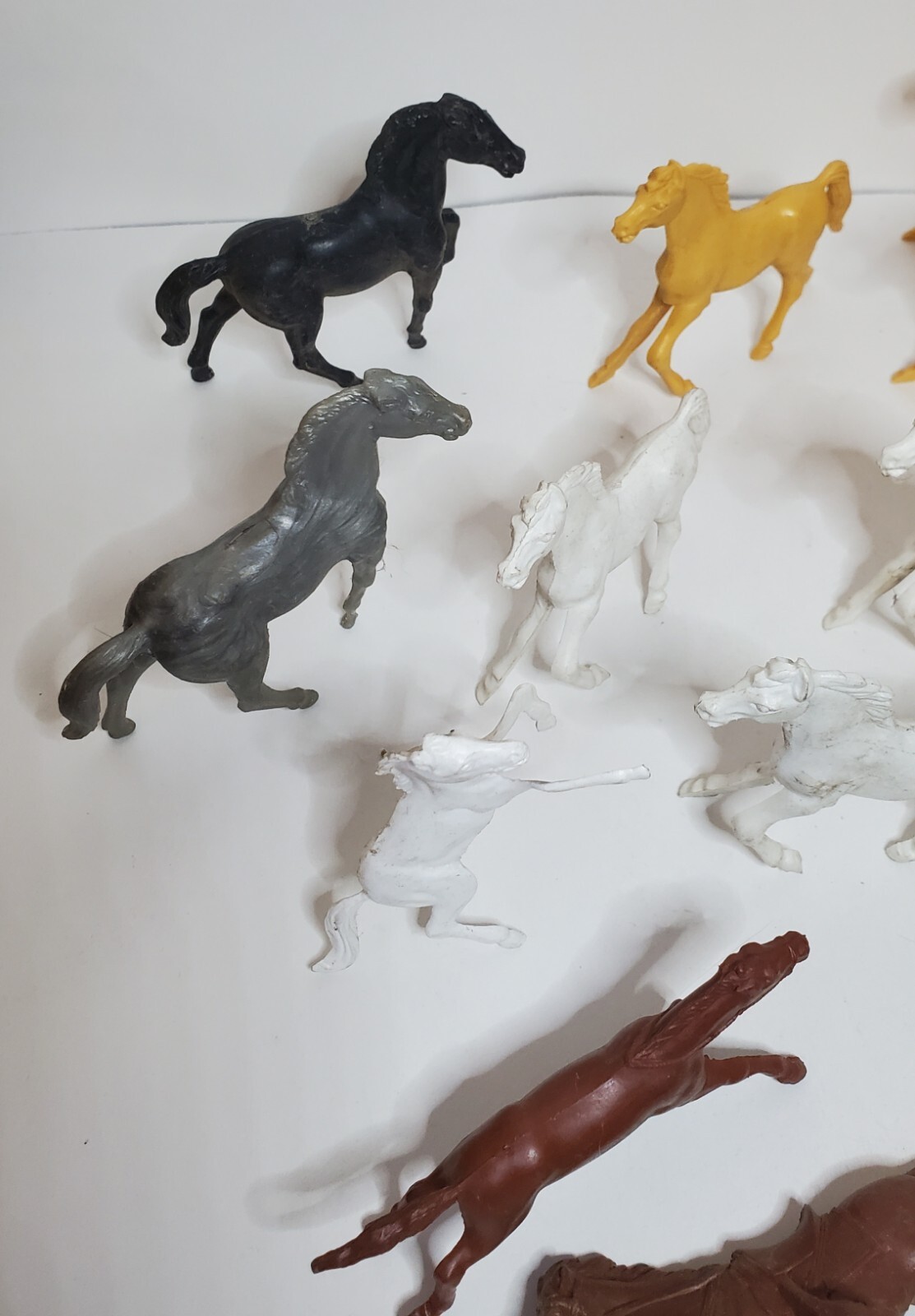 Lot of 27 Vintage Marx Fort Apache Cavalry & Others Toy Plastic Horses