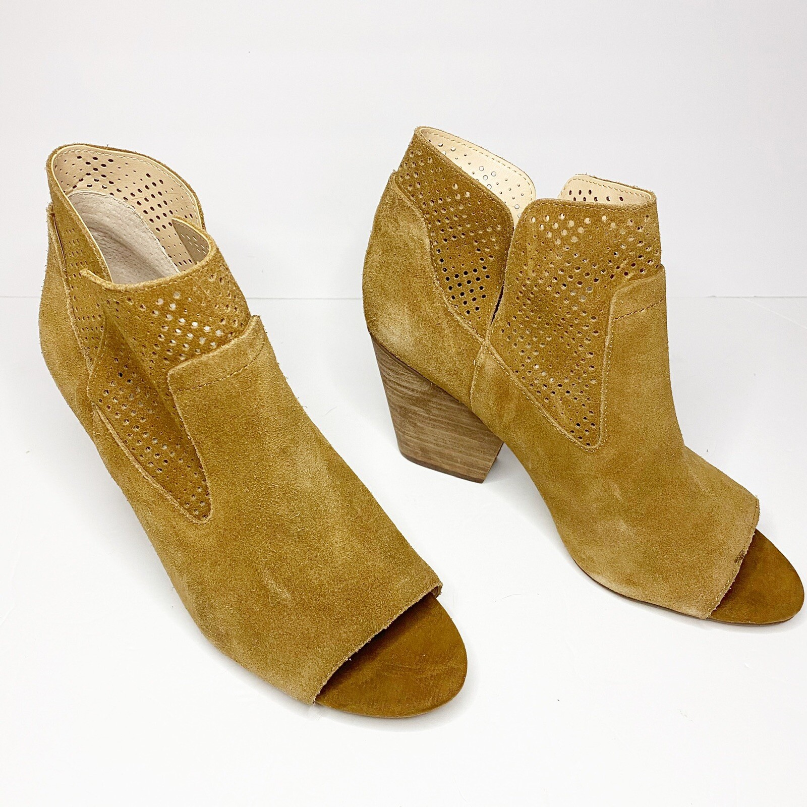 Steven Steve Madden Ready Perforated Stack Heel B… - image 3