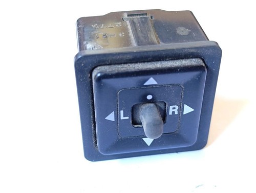 Mitsubishi Pajero 1997 Schalter Versteller Außenspiegel 2775 UST107862