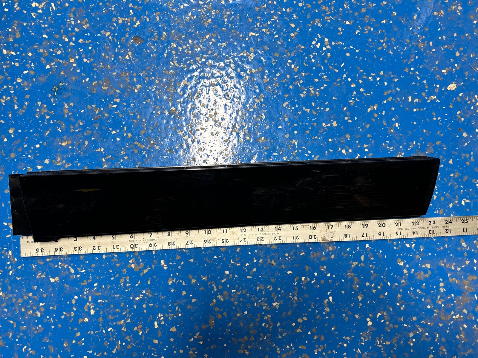 Samsung Microwave Vent Grille DE6402813A Black DE6402813X001 Me7000HA