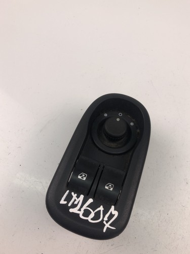 RENAULT CLIO IV BH Spiegeleinstellschalter 8200002442B 25749457