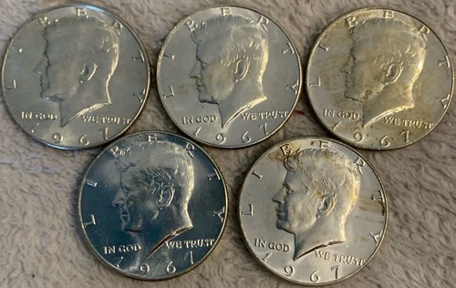 1967 (au-bu) KENNEDY HALF DOLLARS 40% SILVER :: LOT OF FIVE (5) ::