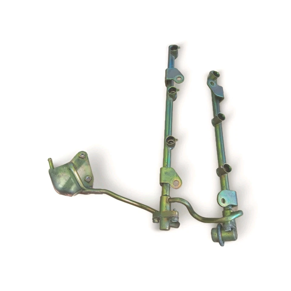 Riel de combustible/inyectores Nissan 350Z 2004-2008, Infiniti Fx35, G35 (VQ35DE)  Foto 3 de 4