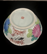 VTG Chinese Porcelain Hand Painted Famille Rose footed Bowl 7.5" W