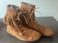 Vintage Minnetonka Fringe Mid Moccasins 922 Women Size 7 Brown Leather Camel
