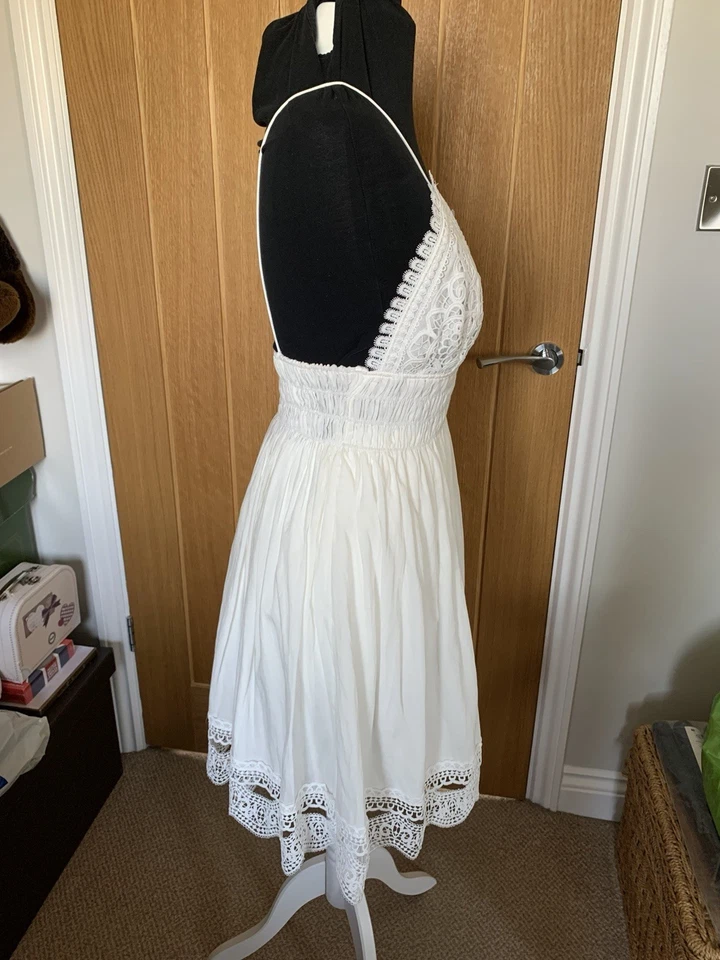 White Spaghetti Strap Knee Length Summer Dress Size 8-10 New - Image 2 of 4