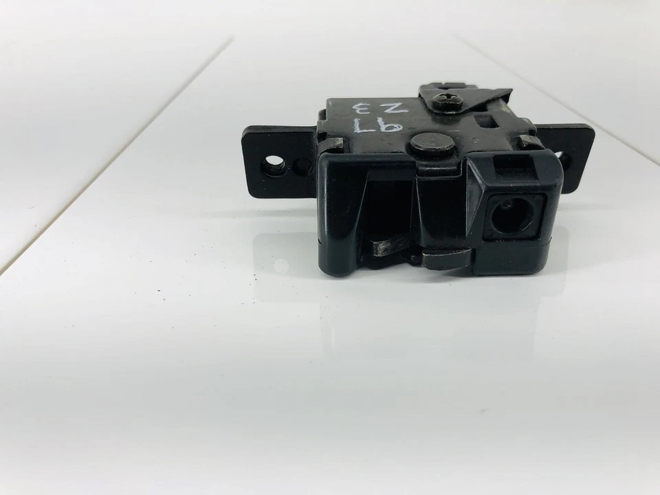 96-02 BMW Z3 MALETERO TRASERO CUBIERTA TAPA BLOQUEO PESTILLO ACTUADOR OEM Foto 4 de 4